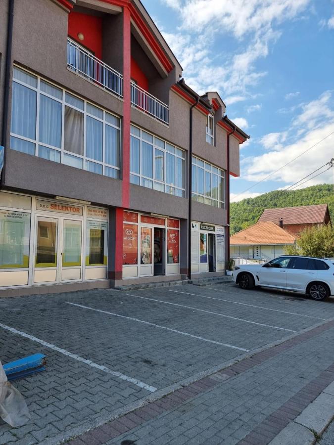Apartmani Selektor Биело-Поле Экстерьер фото